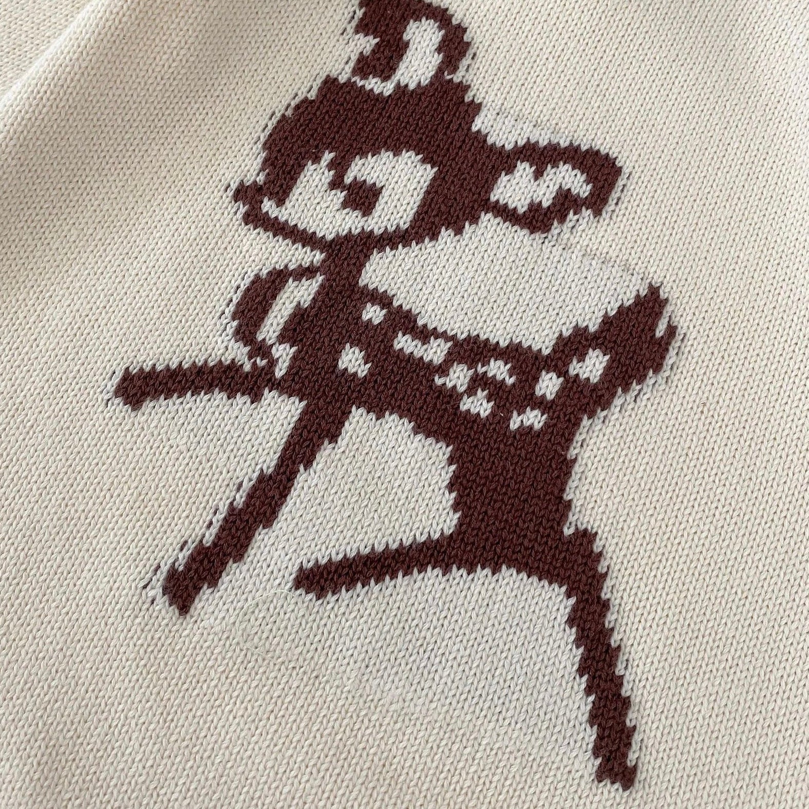 Close up detail of motif on Bambi 2 Piece Knit Set - Little Babybox